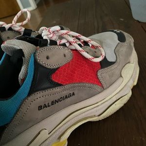 Balenciaga Triple Soul Size 44